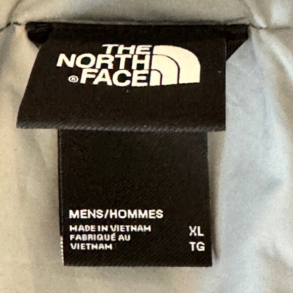 Men's waterproof North Face jacket (worn maybe 5 times) - Picture 3 of 5